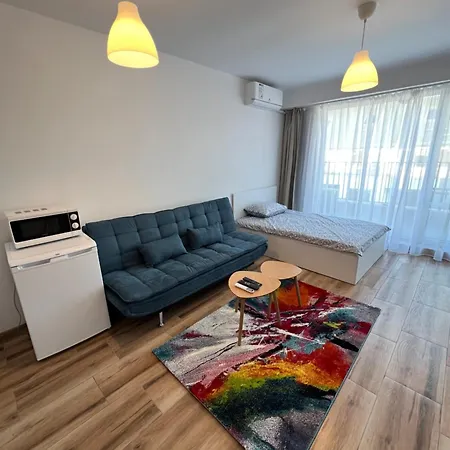 Wroclaw Colorful And Cosy Near Unss And Nsa W Wifi Apartamento